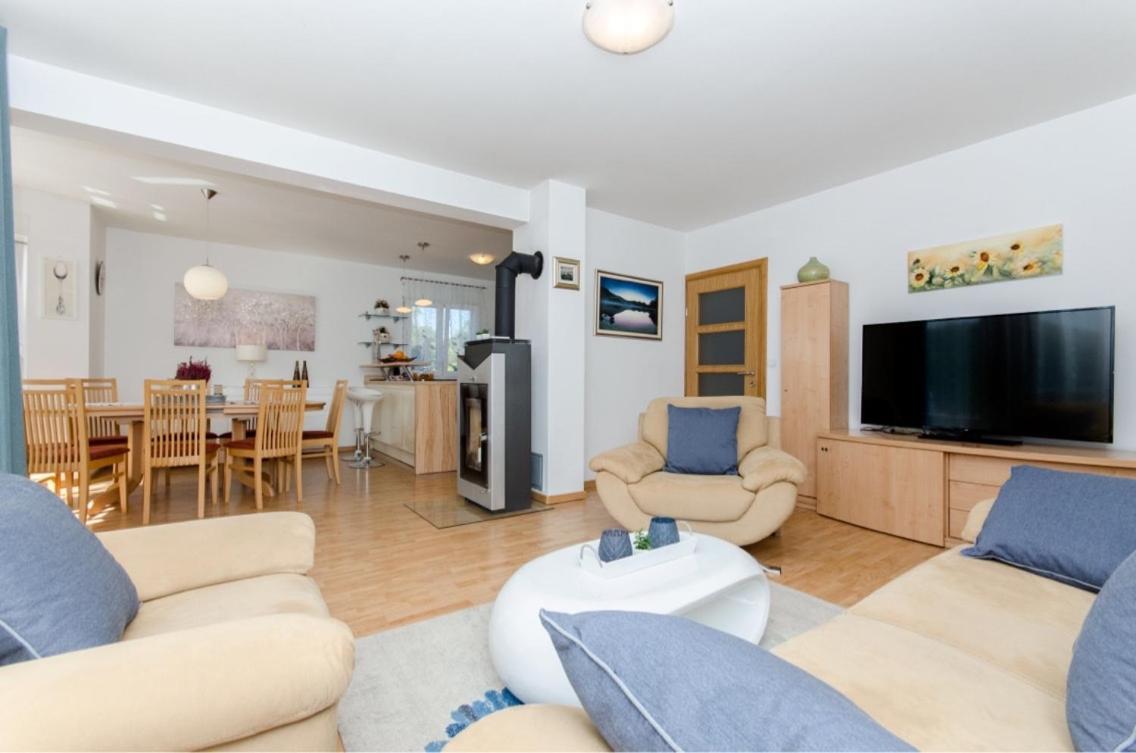 Dalmatian Village Charm - Spacious Villa With Pool Near Trogir Primorski Dolac 외부 사진